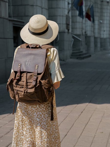 Rucsac din piele naturala si material textil cerat